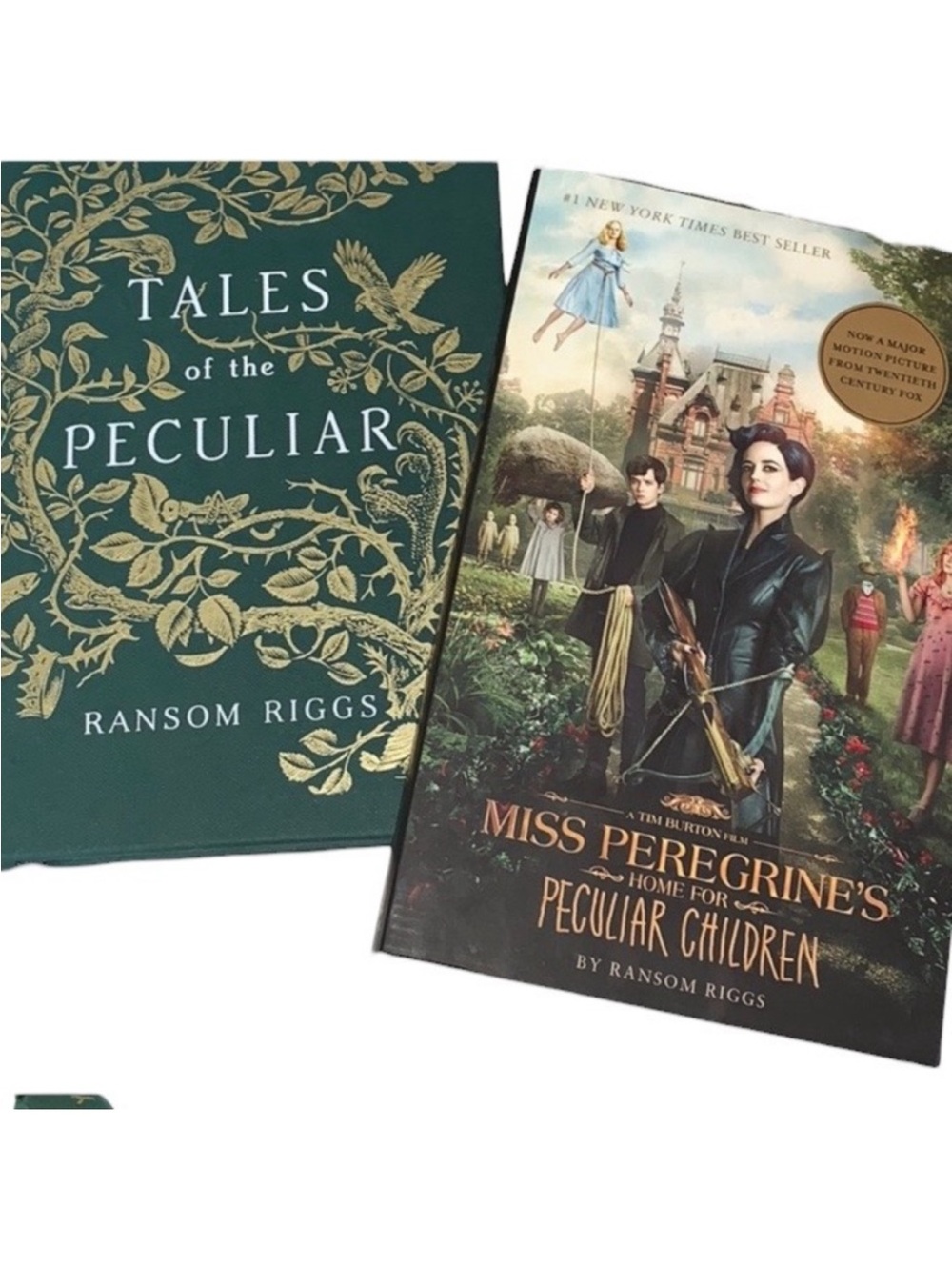 SALE!! Fantasy. Peculiar stories. Ransom Riggs Like New.